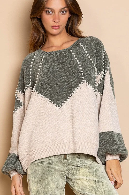 Slightly Flared Design Katie Pearl Embellished Colorblock Sweater (Smoke Green)
