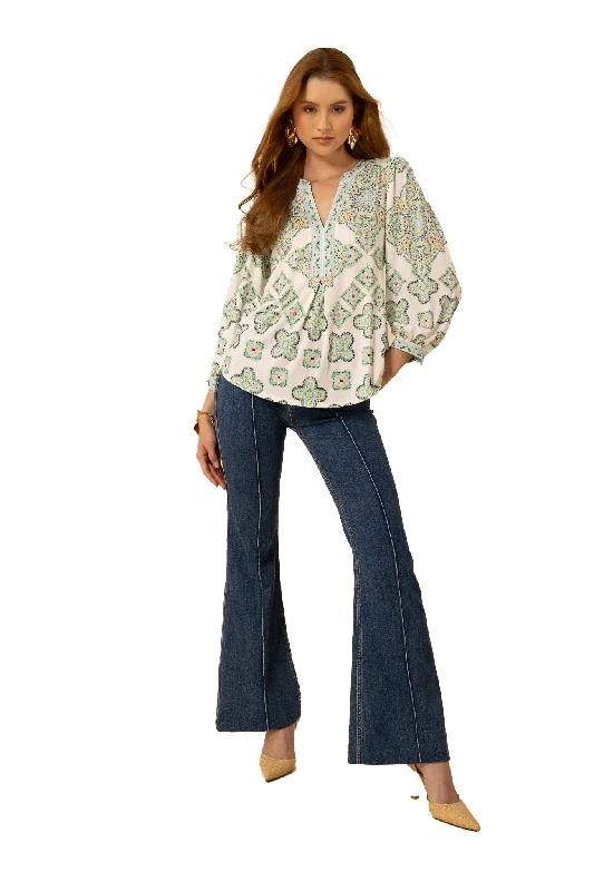 Sporty Comfort Hale Bob Kataleya V-Neck Top - Lime