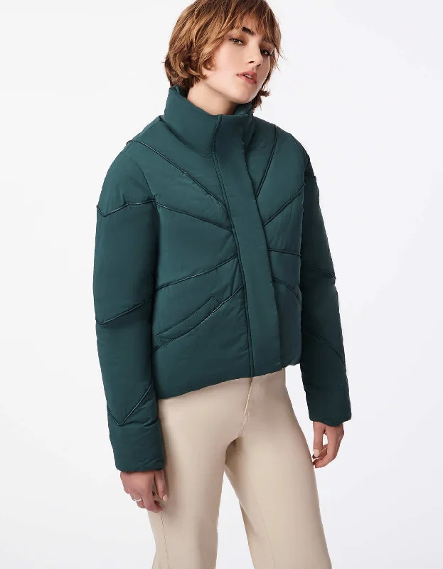 Elegant And Simple On-The-Go Performance Puffer Jacket