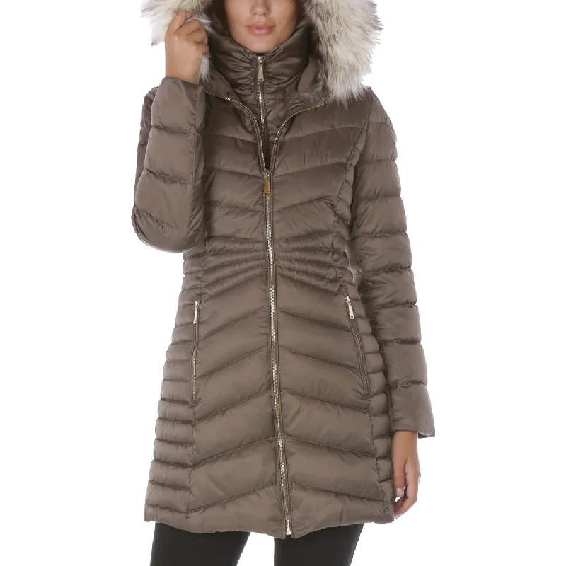 Timeless Style Laundry by Shelli Segal Women's Quilted 3/4 Bib Puffer Coat with Faux Fur Trim Timeless Style Laundry by Shelli Segal Women's Quilted 3/4 Bib Puffer Coat with Faux Fur Trim