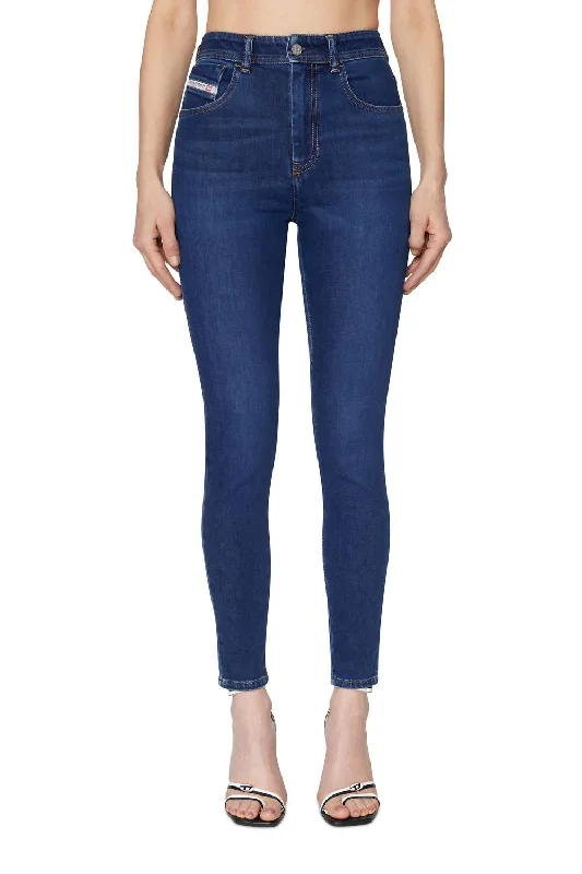 Short Design Aline Jeans In Metropolitan