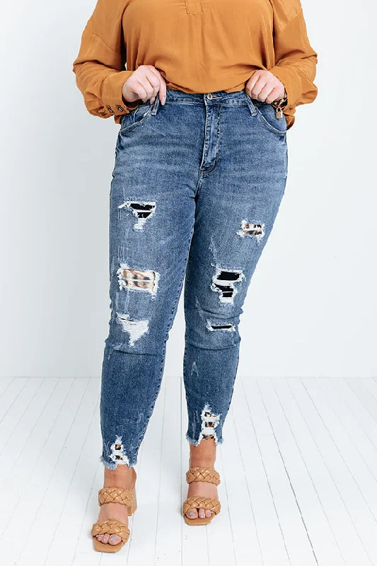 Romantic Temperament KanCan The Kanan High Waist Distressed Ankle Skinny Curves
