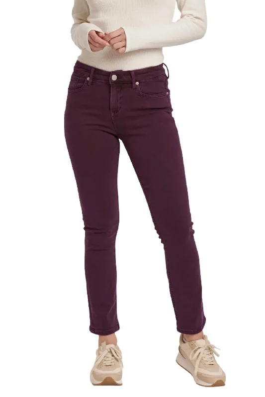 Relaxed Wear Mid Rise Blaire Straight Leg Jeans In Morsaki