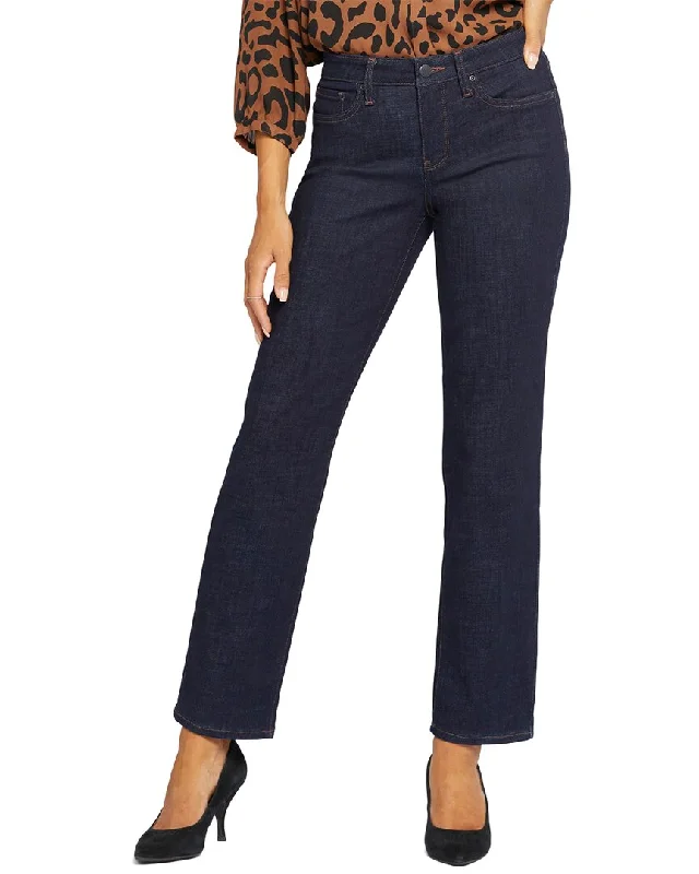 Age-reducing Style NYDJ Petites Relaxed Magical Slender Jean