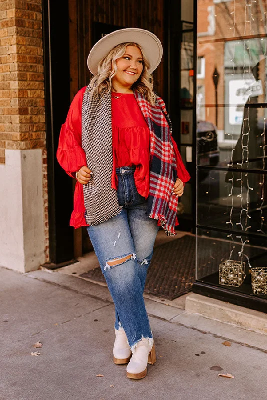 Elegant Design Risen The Emily Midrise Distressed Jean Curves
