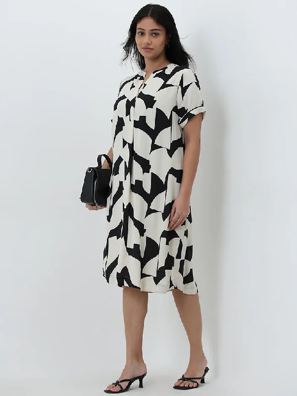 Mid-length Style Gia Beige & Black Abstract Straight Dress
