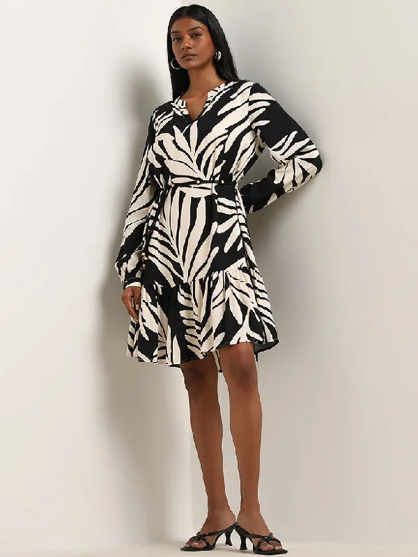 Casual And Versatile LOV Off-White Leaf Design Drop Waist Dress with Belt