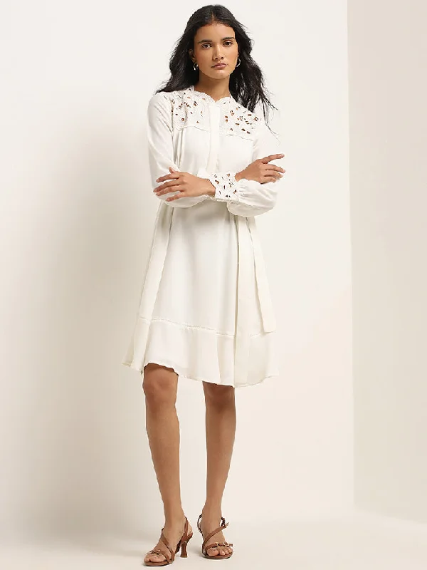 Editorial Design Wardrobe Ivory Cut-Out Embroidered Straight Dress with Belt