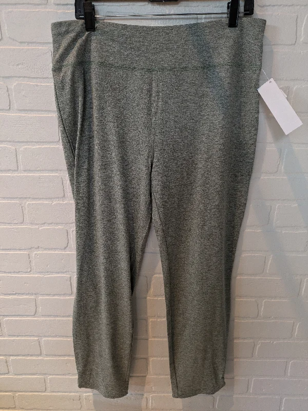 Layered Style Athletic Leggings By Vineyard Vines In Green, Size: 16