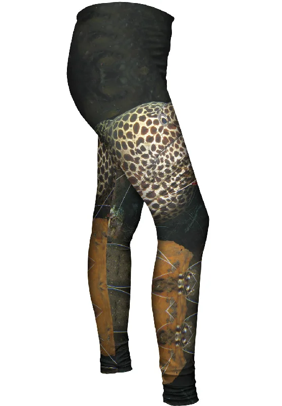 Cozy Outerwear Honeycomb Moray Underwater