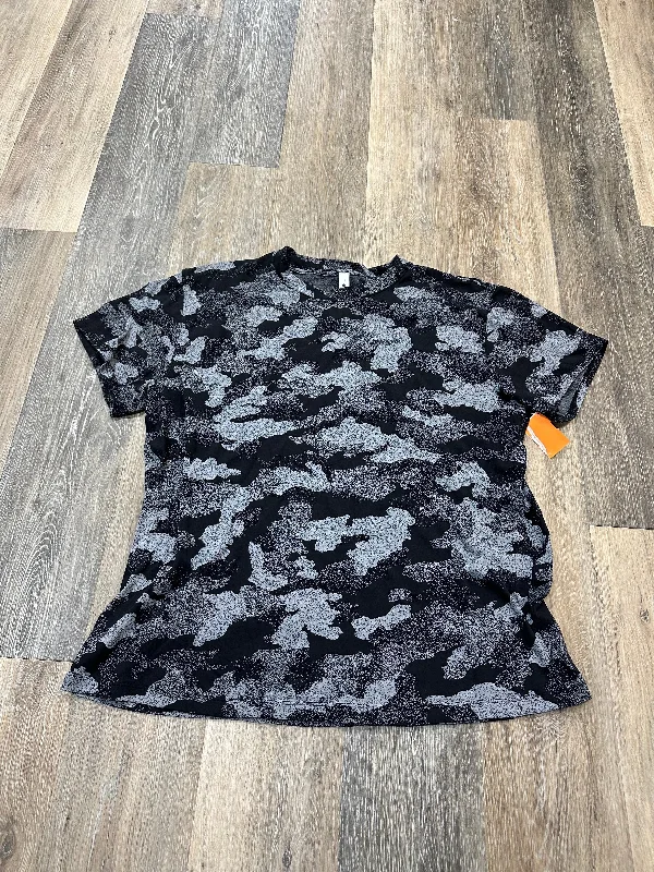 Athletic Top Short Sleeve By Lululemon In Camouflage Print, Size: 10