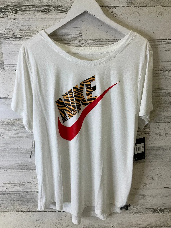 Designer Style Athletic Top Short Sleeve By Nike Apparel In White, Size: 1x