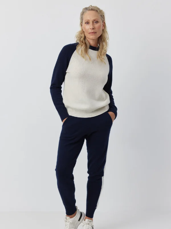 Elegant Tailoring Essential Cashmere Sport Jogger - Dark Navy/Cream