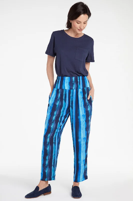 Moisture wicking Ines Slim Pants  - Sanctuary