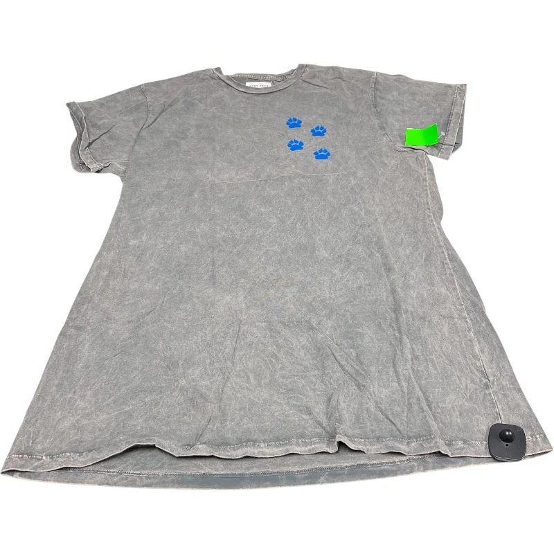 Perfect Tailoring Top Short Sleeve By Best Tees In Grey, Size: 2x