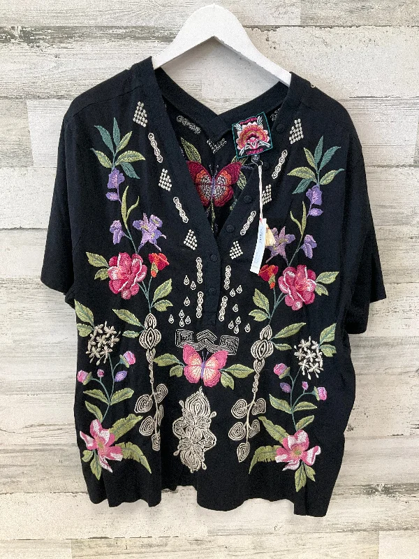 Versatile Comfort Wear Top Short Sleeve By Johnny Was In Black, Size: 3x