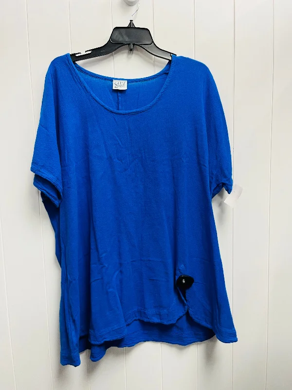 Cozy Footwear Top Short Sleeve By Oh My Gauze In Blue, Size: 3x