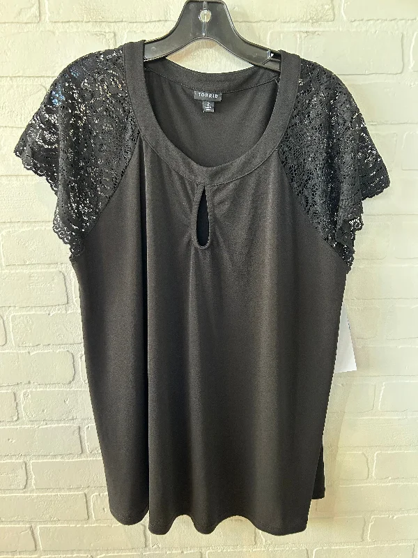 Playful Style Top Short Sleeve By Torrid In Black, Size: 2x