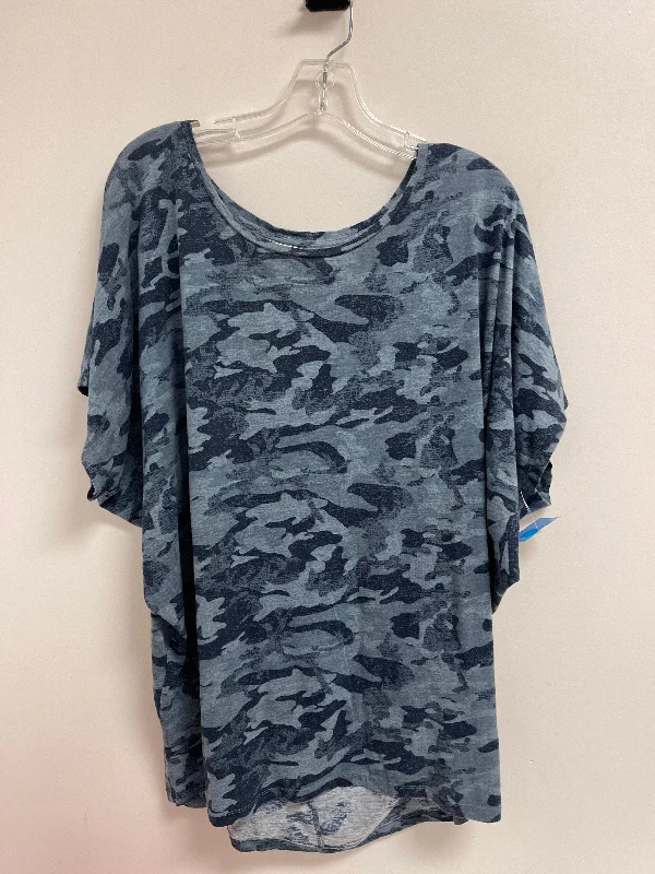 Luxury Classic Top Short Sleeve By Wonderly In Blue, Size: 1x