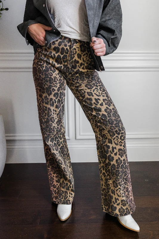 Trendy Items Vibrant Leopard Wide Leg Jeans