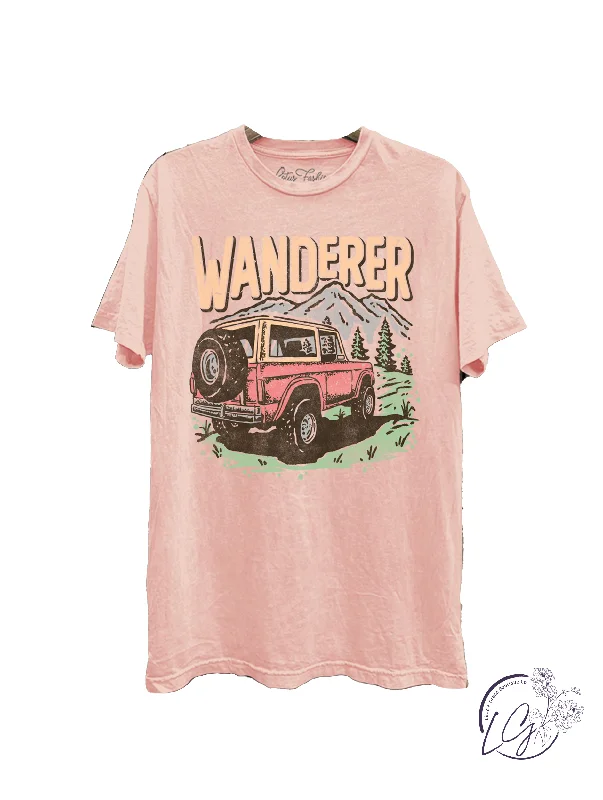 Comfortable Design Wanderer Graphic Top