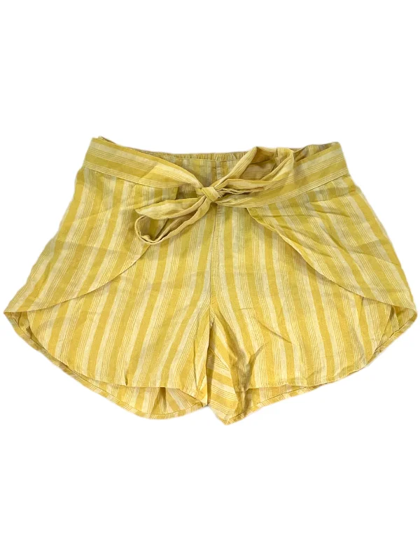Lounge Wear Womens Garden Island Shorts - 4"